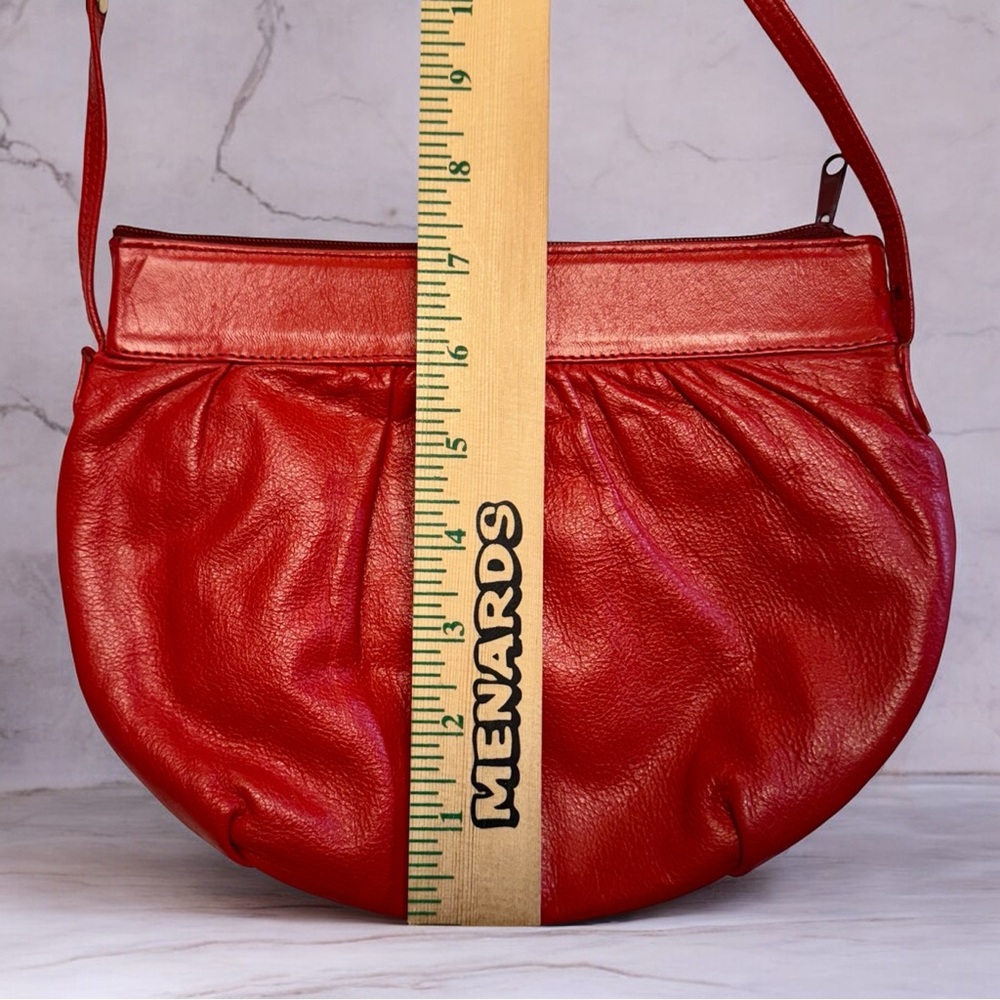 VINTAGE Purse Red Genuine Leather Crossbody / Shoulder 80s 90s Hobo Bold Spirit - Picture 11 of 14